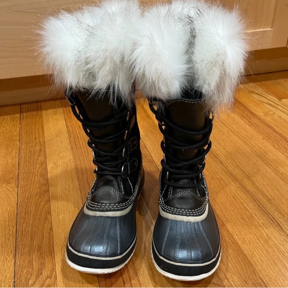Joan of Artic waterproof Sorel snow boots